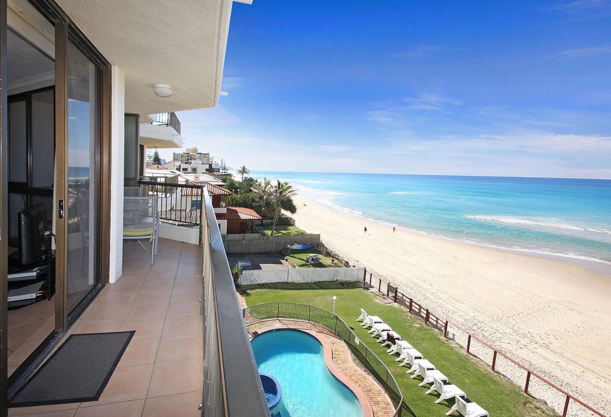 Spindrift On The Beach - Absolute Beachfront Mermaid Beach Exterior photo